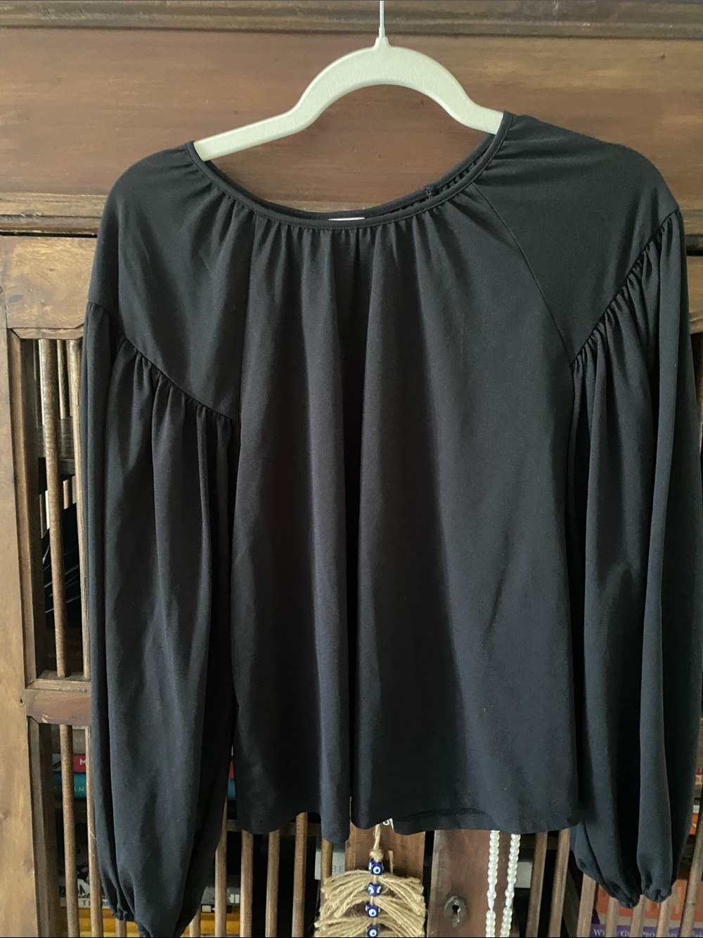 Women’s Black Long-Sleeve Peasant Top
